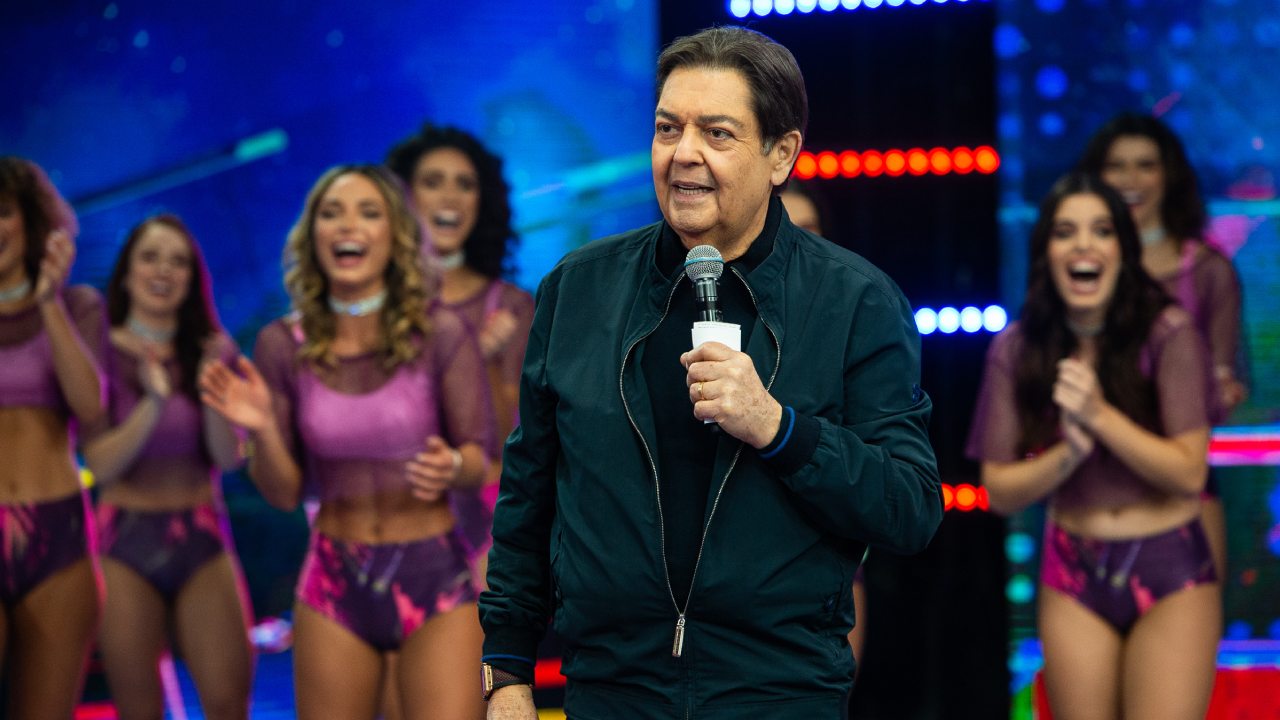 BAND RENOVA PROGRAMA DIÁRIO DE FAUSTÃO MAS DEMITE TODAS AS BAILARINAS Onda Oeste FM