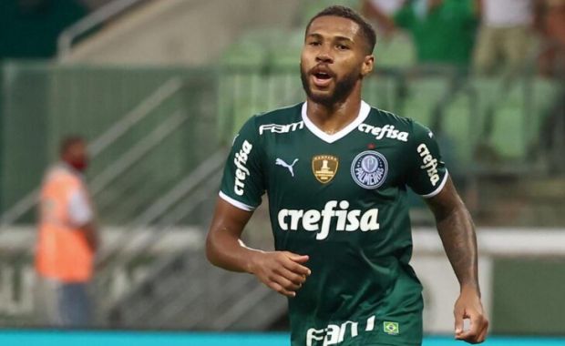 Cruzeiro e Palmeiras avançam em negociação do atacante Wesley